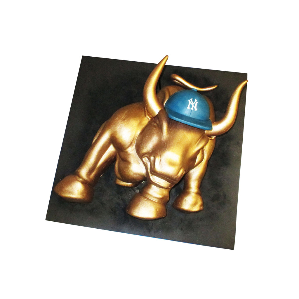 Wall Street Bull Yankee Fan Cake